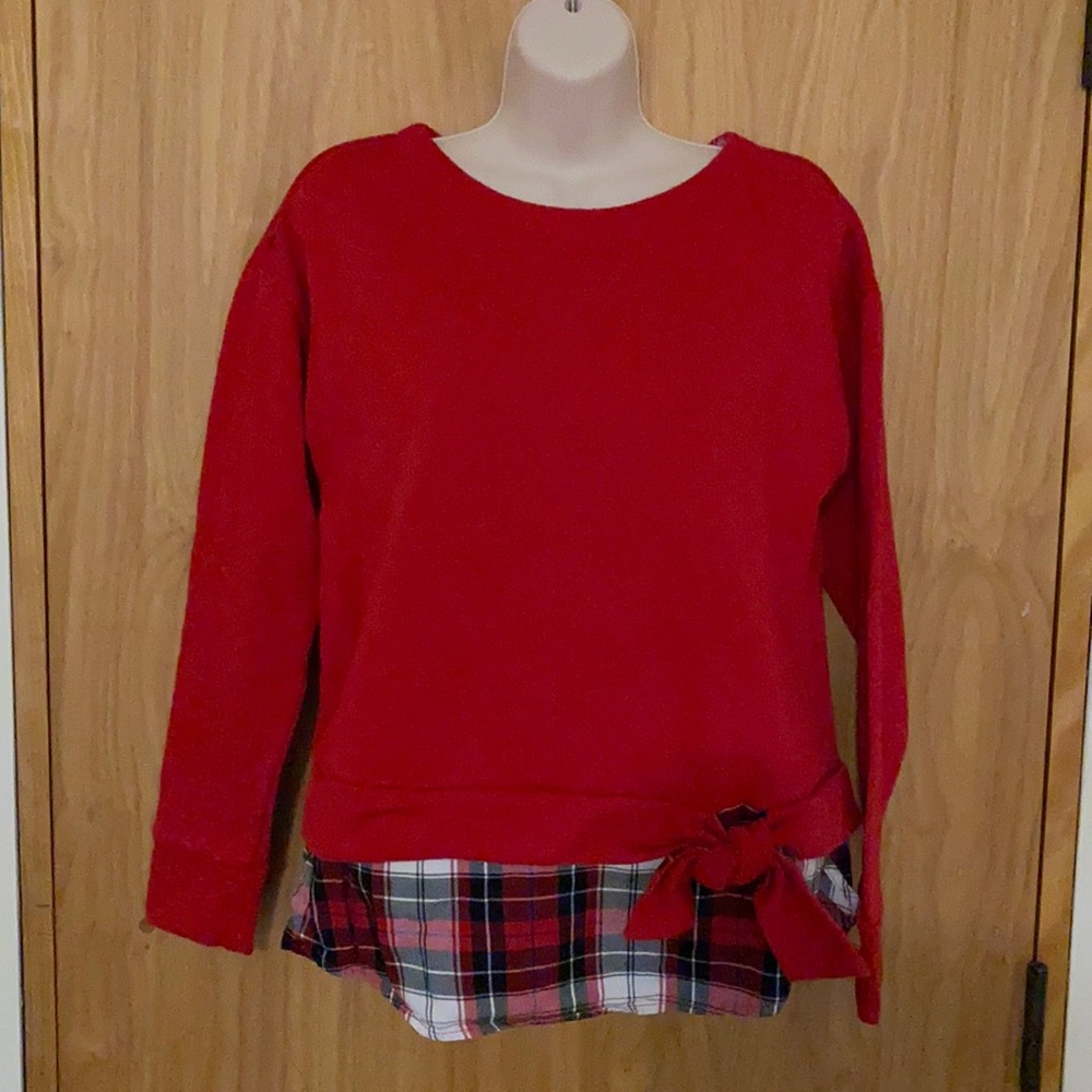 Cute Izod layered sweatshirt